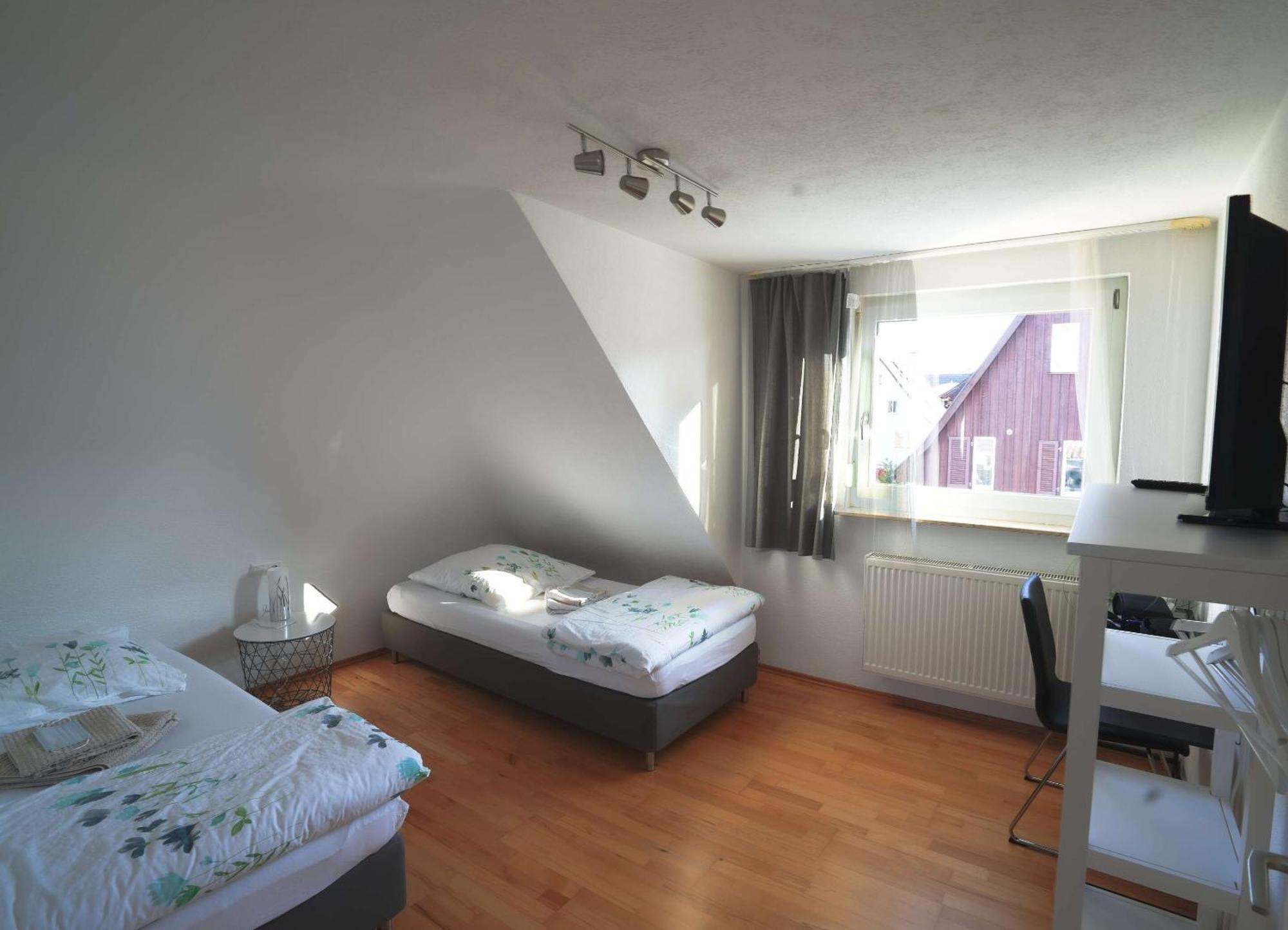 Fewo Reutlingen Heinestrasse Стая снимка